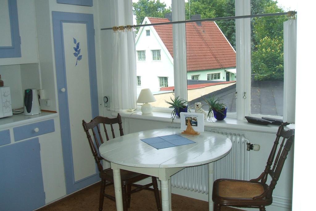 Töreboda Pensionat Praestgarden מראה חיצוני תמונה